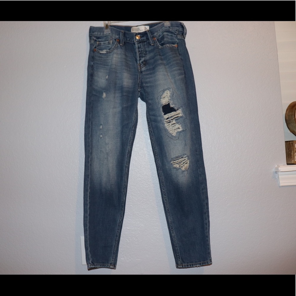 abercrombie and fitch boyfriend straight jeans
